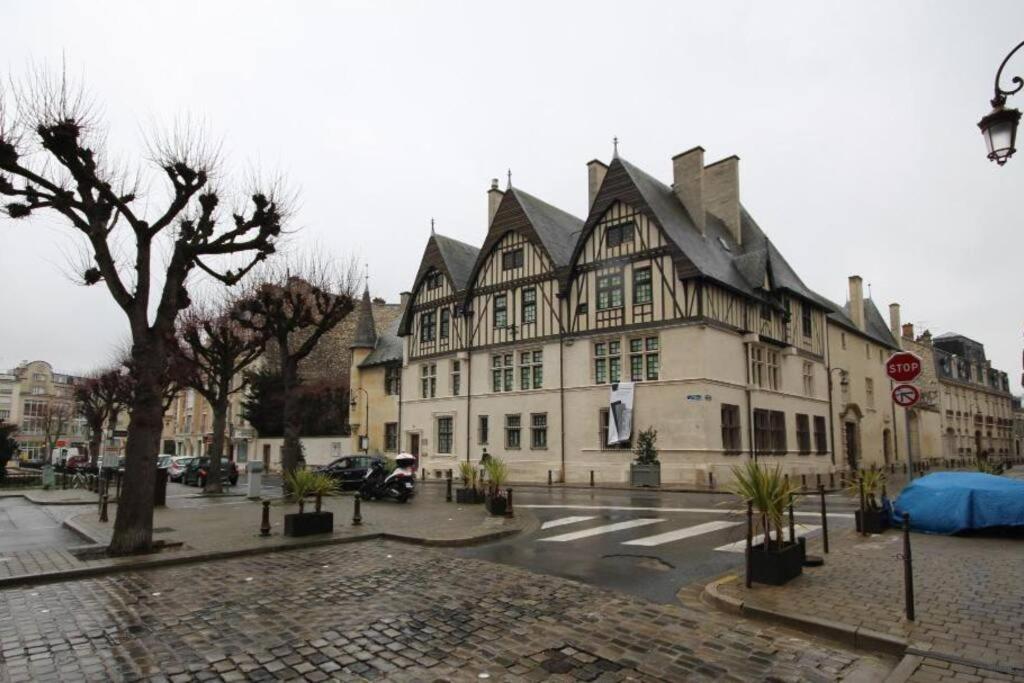 Apartamento Bulle, Vue Cathedrale Incroyable Reims Exterior foto